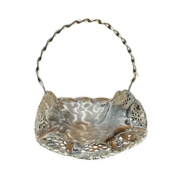 Vintage Queen Anne Silver Plated Footed Oval Serving Basket Moveable Handle NEW - Picture 2 of 13